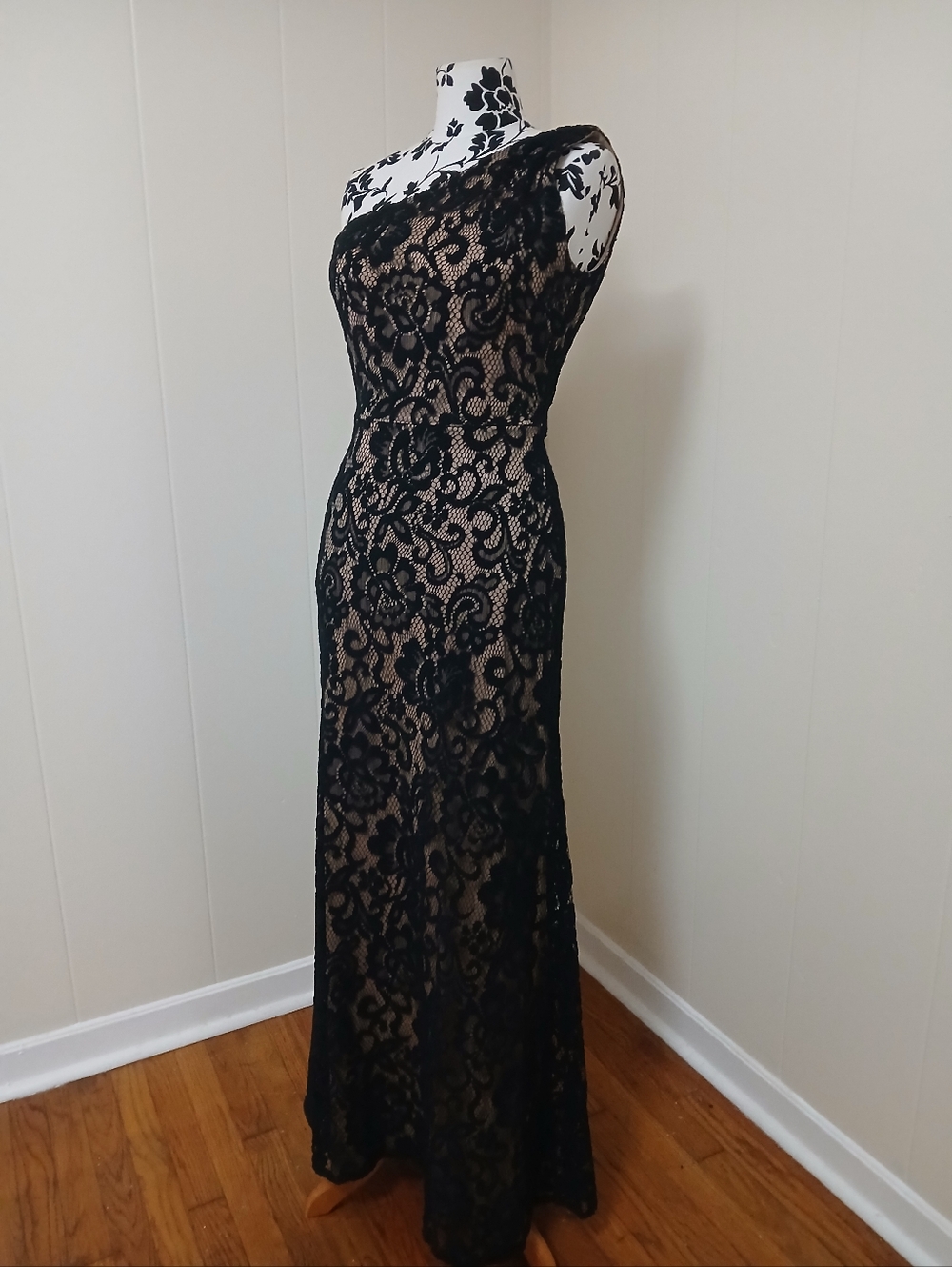Dessy Collection Black Lace One-Shoulder Evening Dress